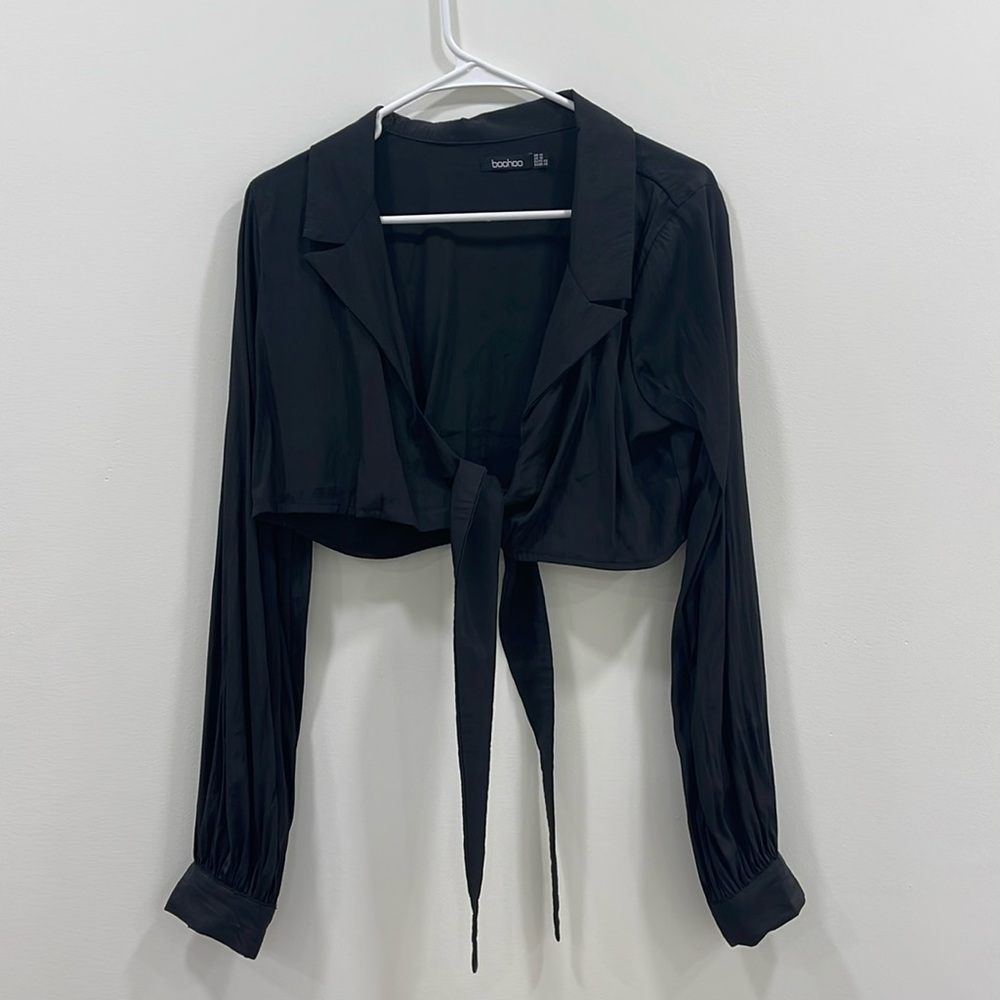 Black crop top